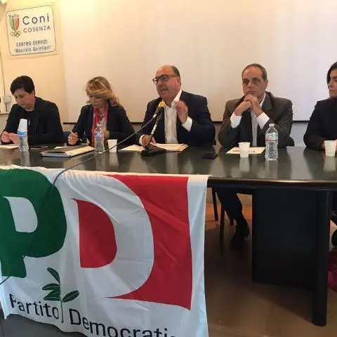 Cosenza, il gruppo consiliare del Pd impugna la delibera del Psc