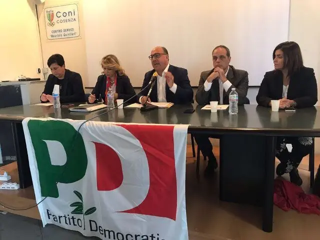 Cosenza, il gruppo consiliare del Pd impugna la delibera del Psc