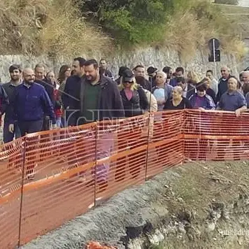 FRANA DI JUNCHI | Gioiosa, dopo il sit-in i cittadini sollecitano la MetroCity