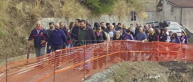 FRANA DI JUNCHI | Gioiosa, dopo il sit-in i cittadini sollecitano la MetroCity