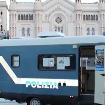 Reggio, la Polizia in camper contro la violenza di genere