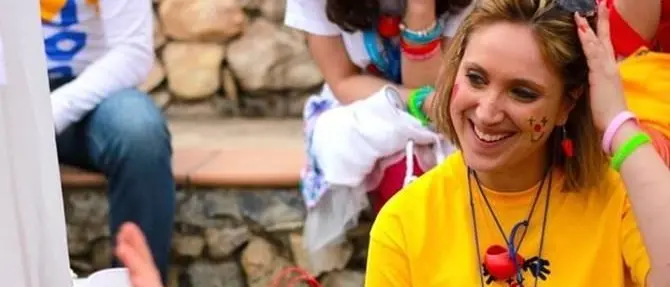 “U’ gabbateju” in ospedale: la storia di Lucia e la clown terapia in Calabria