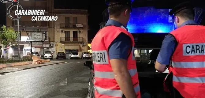 Catanzaro, controlli serrati nella zona sud: quattro arresti e due denunce