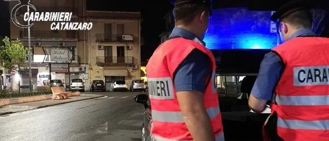 Catanzaro, controlli serrati nella zona sud: quattro arresti e due denunce