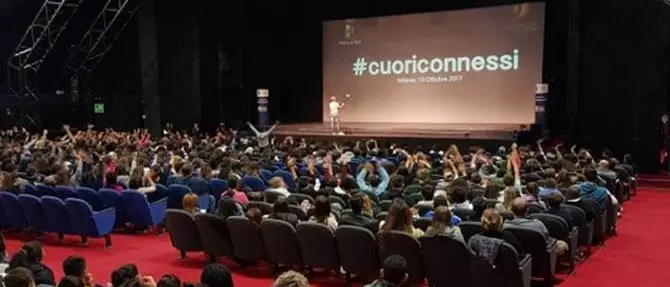 Polizia di stato a Reggio, arriva progetto contro il cyberbullismo