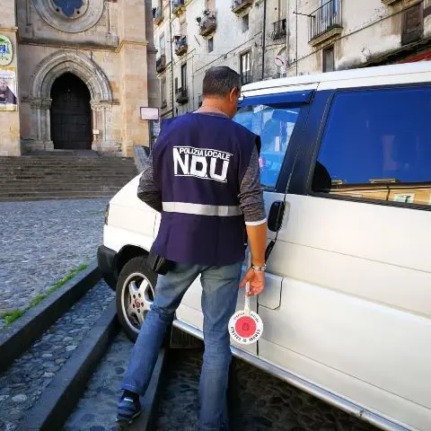 Cosenza, controlli a tappeto del Nucleo Decoro Urbano