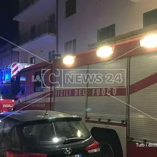 Catanzaro, in fiamme un’abitazione in zona San Leonardo