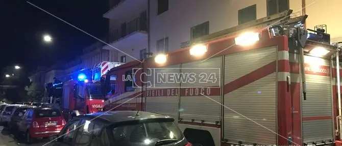 Catanzaro, in fiamme un’abitazione in zona San Leonardo