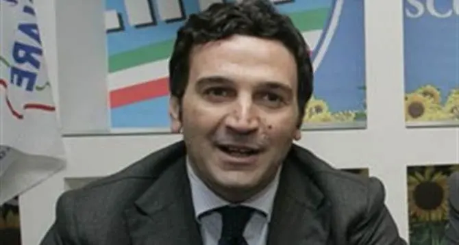 Orsomarso: “Ordini professionali? Assenza del governo”
