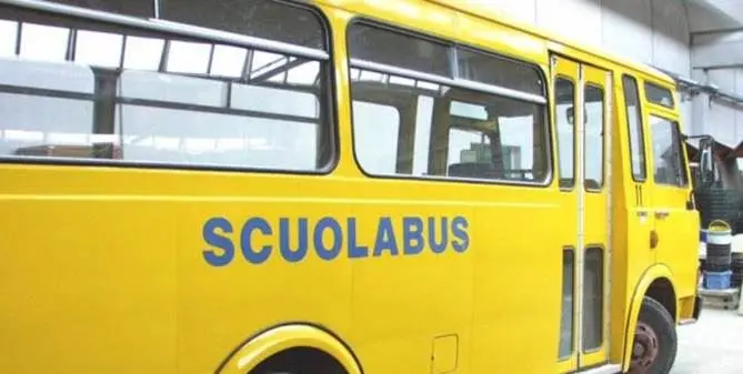 Non ci sono scuolabus a Marina di Gioiosa, mamme in protesta