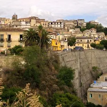 IL CASO | «Inadempiente». Cancellata la Pro Loco di Caulonia