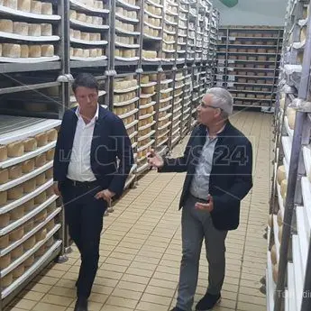 Renzi in visita alla “Fattoria della piana” di Rosarno (VIDEO)