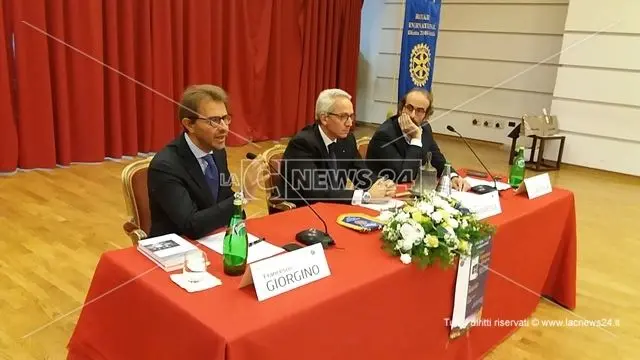 Cosenza, Francesco Giorgino a confronto con gli studenti sul ruolo dell'informazione (VIDEO)