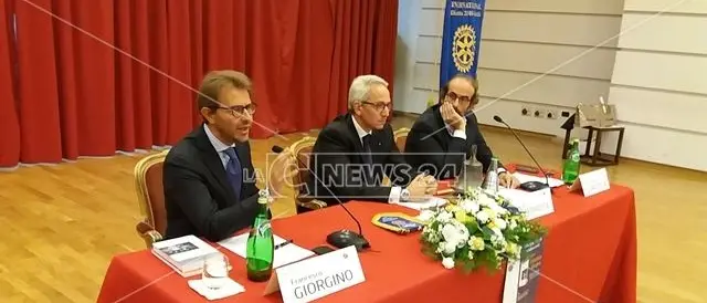 Cosenza, Francesco Giorgino a confronto con gli studenti sul ruolo dell'informazione (VIDEO)