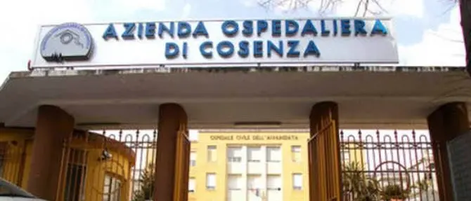 Aborto privatizzato a Cosenza: «Offerta un'alternativa alle donne»