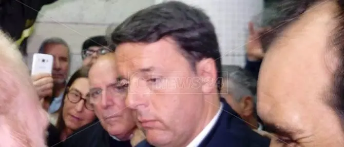 Catanzaro, l'arrivo di Renzi: “Per il Sud necessario prevedere maggior impegno” (FOTO)