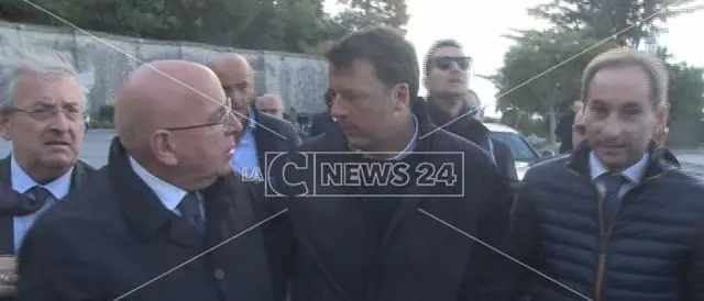 Renzi in visita nei luoghi sacri di San Francesco di Paola (FOTO-VIDEO)