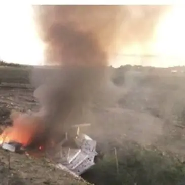 Brucia contenitori in polistirolo, denunciato agricoltore a Crotone