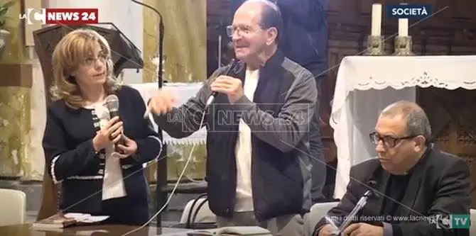 A Polistena padre Alejandro: il don Ciotti messicano (VIDEO)