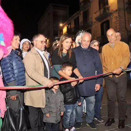Cosenza, taglio del nastro alla Festa del Cioccolato (VIDEO)
