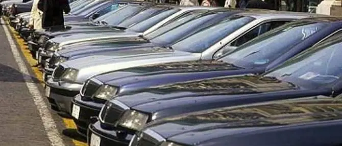 “In Regione proseguono i noleggi a lungo termine, ma gli autisti rimangono a piedi”