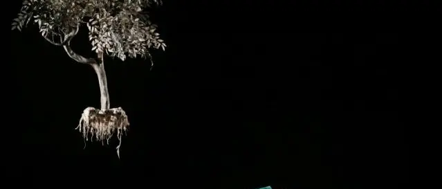 TEATRO | “Ombretta Calco” diretto da Peppino Mazzotta approda all’Elfo Puccini