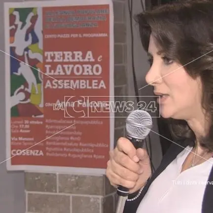 La proposta politica di Anna Falcone calamita l'attenzione della sinistra (VIDEO)