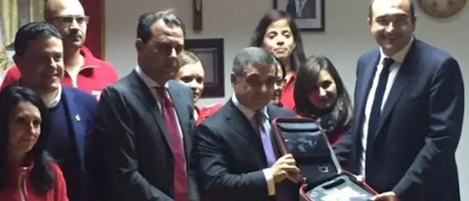 Calanna, regalato un defibrillatore per il primo soccorso