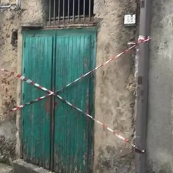 San Nicola da Crissa, crolla pavimento: ferita anziana