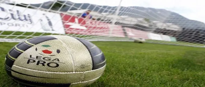 SERIE C | Posticipo amaro per il Cosenza. Il Lecce si impone per 1-0