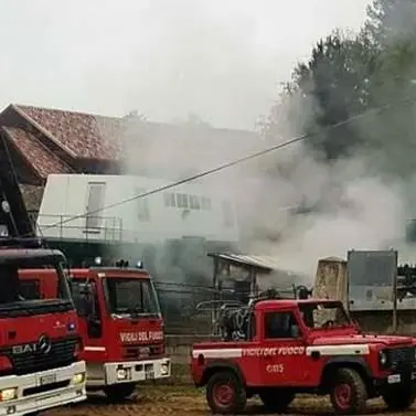 Incendio al villaggio Palumbo, il prefetto convoca comitato