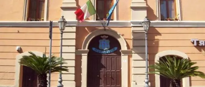 Rossano verso la fusione, gli assessori rimettono le deleghe