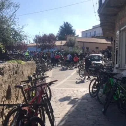 CULTURA E SPORT | I ciclisti di “Onda d’urto” invadono le Grotte di Zungri