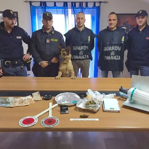 Due giovani fratelli arrestati a Rossano per spaccio di stupefacenti