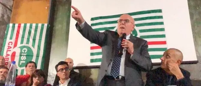 Manifestazione Cisl a Pizzo: «Il lavoro, questione centrale»