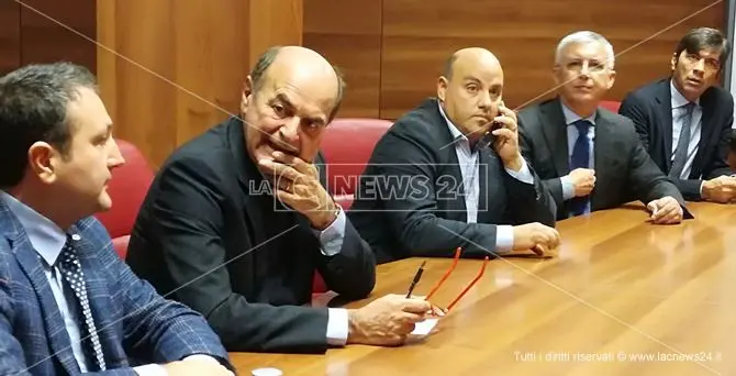 Bersani: «Per la Calabria serve un cambio di passo a Roma» (VIDEO)