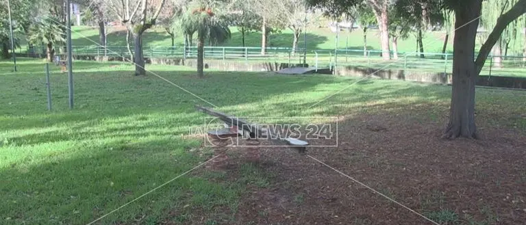 Degrado al Parco Robinson di Rende, scatta la bonifica