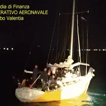 Migranti, quattromila euro il costo del viaggio della speranza (VIDEO)