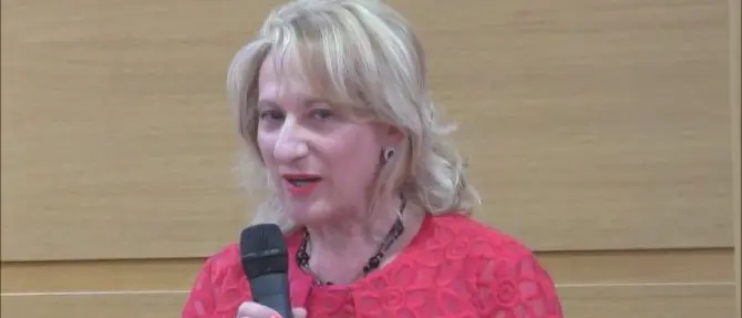 «Illegittima e arbitraria la revoca del mandato». L’ex assessore chiama ai danni il Comune di Lamezia