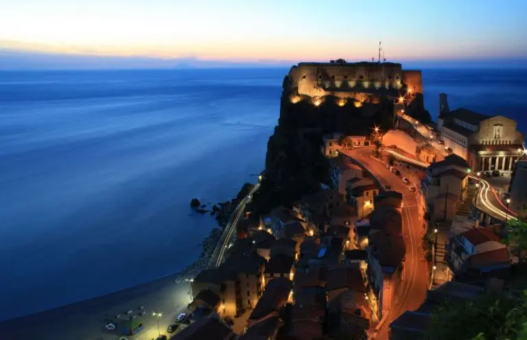 Tramonti e leggende della Calabria per il fatidico sì