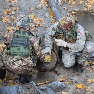 L'esercito in campo per disinnescare l'ordigno bellico a Davoli (FOTO-VIDEO)