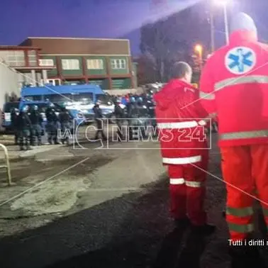 Derby Catanzaro-Cosenza: disordini allo stadio