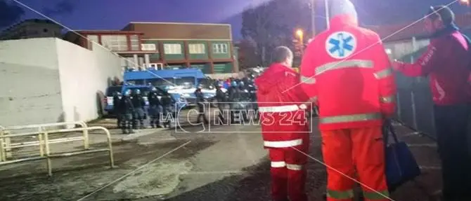 Derby Catanzaro-Cosenza: disordini allo stadio