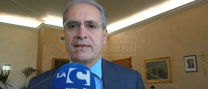 Lamezia, Mascaro inizia lo sciopero della fame: «Non mi fermerò finché non sarò ascoltato» (VIDEO)