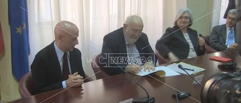 Cosenza, Minniti alla firma del protocollo di legalità tra Unical e Prefettura (VIDEO)