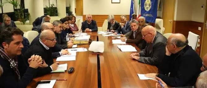 Forestali, vertice in Regione per il rinnovo del contratto integrativo
