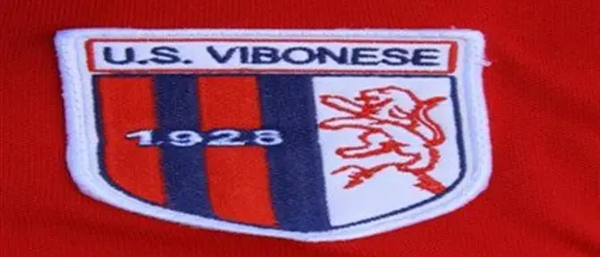 VIBONESE CALCIO | I rossoblu agganciano il Gela nel finale. Al “Presti” finisce 1-1