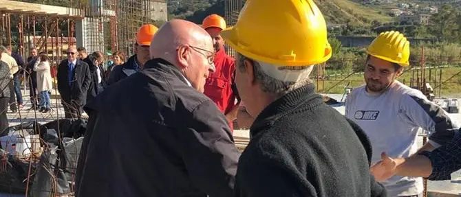 Scuole sicure, il tour di Oliverio per visitare gli istituti oggetto dei lavori (VIDEO)