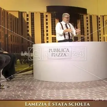 PUBBLICA PIAZZA | Lamezia è stata sciolta