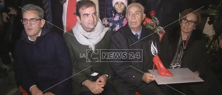 Cosenza, una panchina rossa per Maria Rosaria Sessa